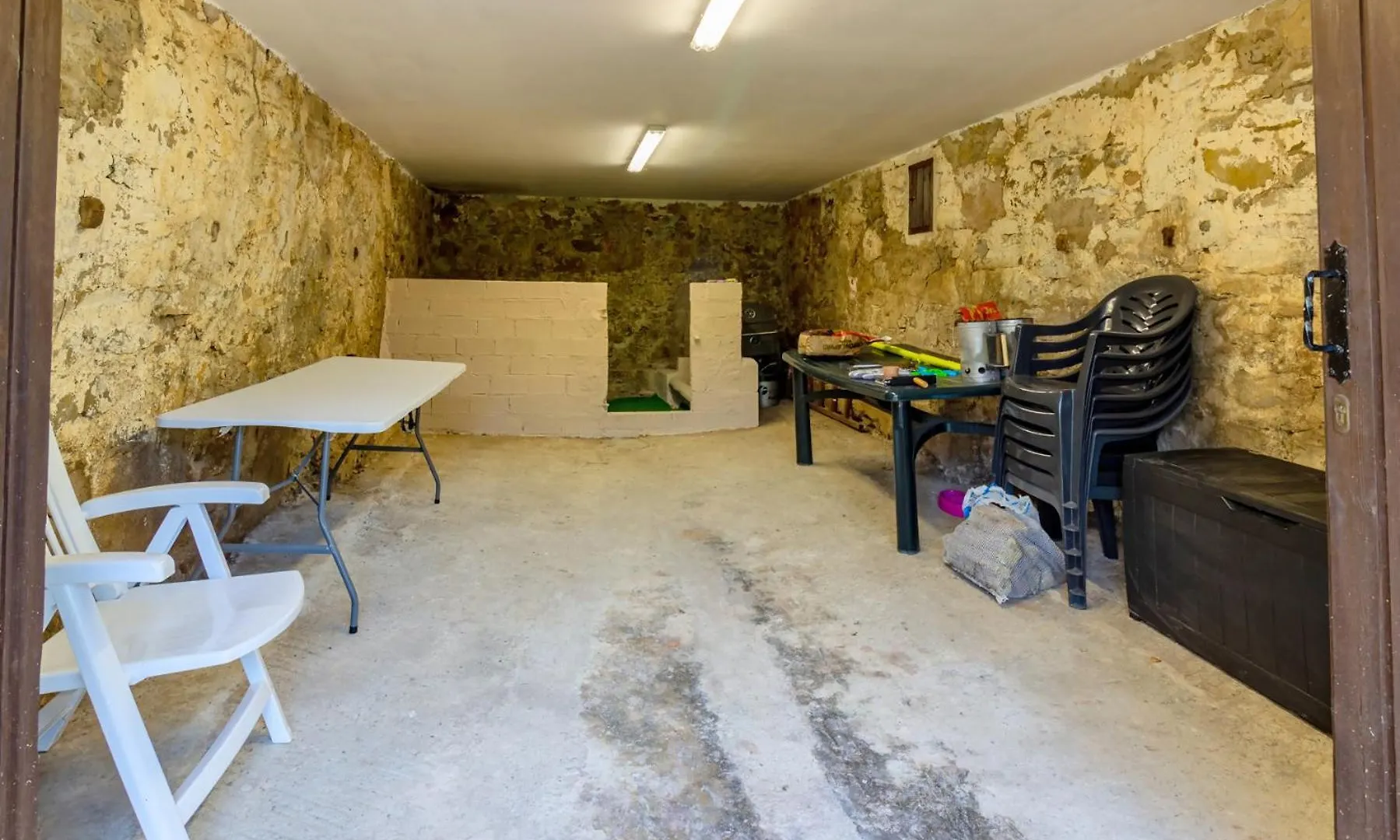 M De Puigsec Mas Rural Al Ripolles Villa Girona Spain
