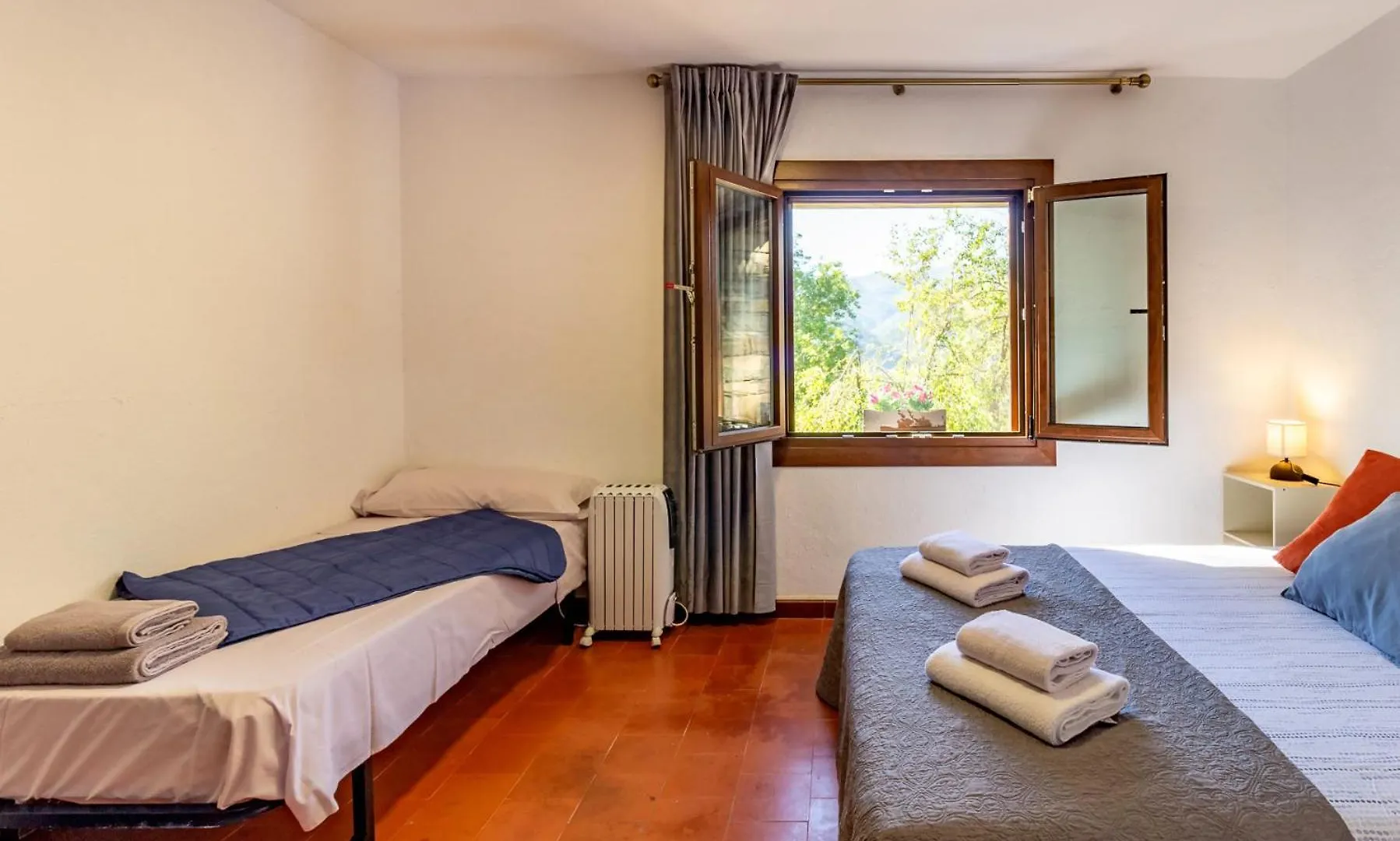 Holiday home M De Puigsec Mas Rural Al Ripolles Villa Girona